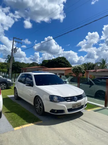 Volkswagen Golf Sportline 1.6 MI Total Flex 8V 4P 2013