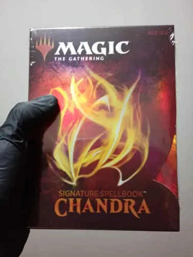 Signature Spellbook Chandra Magic The Gathering