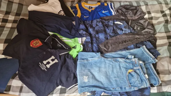 Lote de roupas menino 11-12 anos adidas