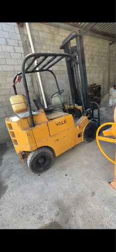 Empilhadeira Yale 