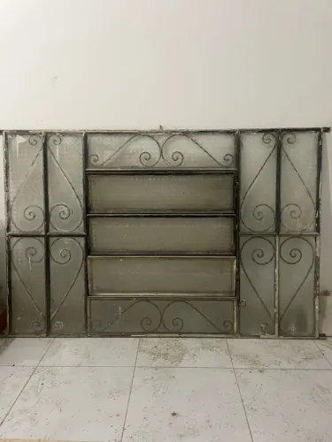 Basculante de ferro 1,50m x 1m