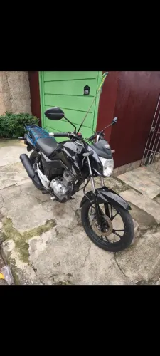 Falta 7 parcelas de 787 troco em carro no rolo e a pessoa quita moto ou pop 110