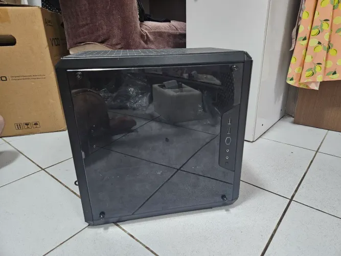 Vendo gabinete Cooler Master Q500L