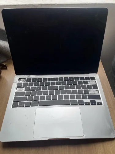 Macbook Apple Air 2025 (SUCATA)