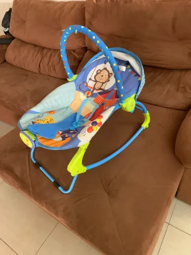 Cadeirinha de balanço