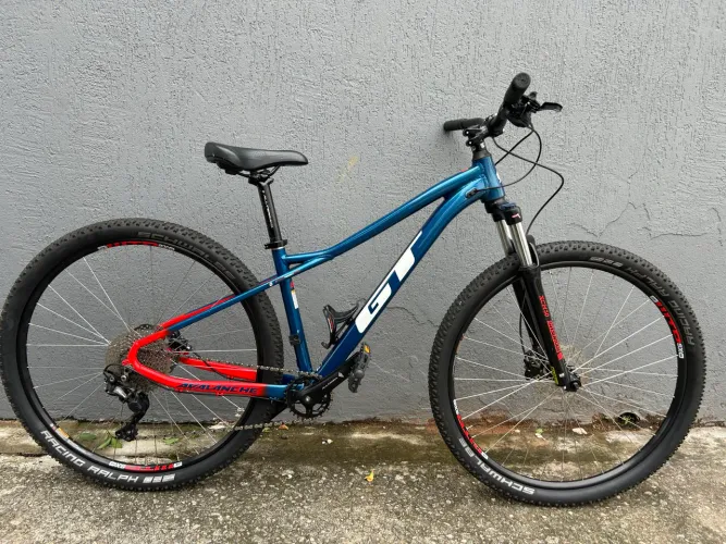 Bike GT Avalanche Tamanho 15