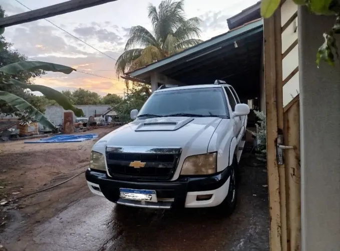 Chevrolet S10 Pick-up Exec. 2.8 4X4 CD TB Int.dies 2005