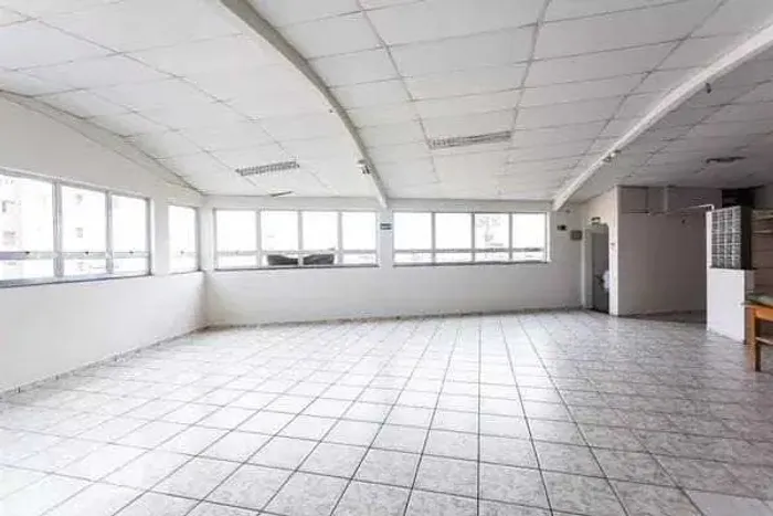 Prédio Comercial à Venda em Santo Antônio, Osasco - Ótima Oportunidade!