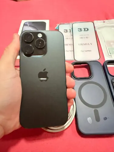 iPhone 16 Pro black 128GB