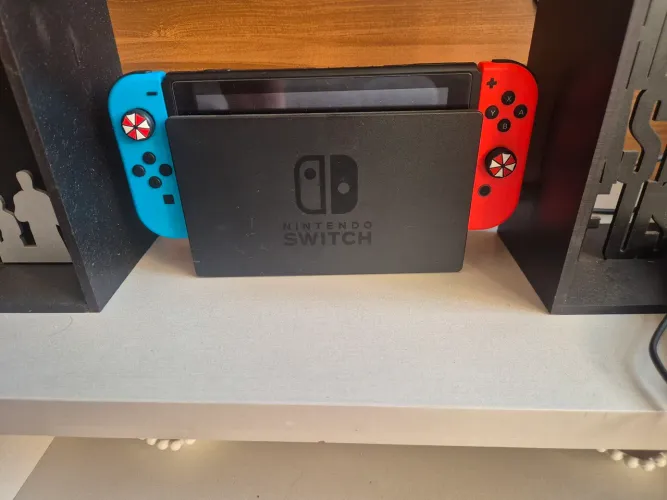 Nintendo Switch V2 novíssimo COM CAIXA