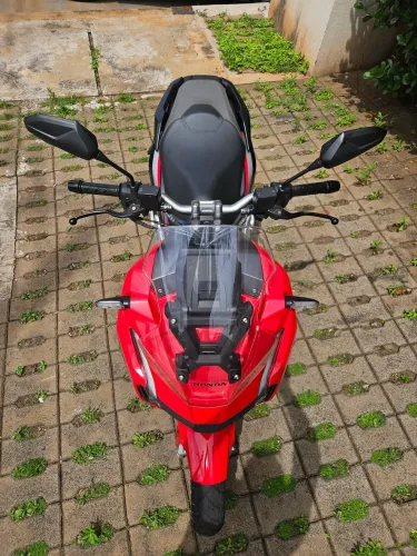 Moto ADV150 à venda / único dono!