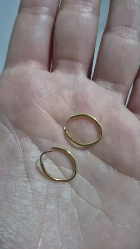 Brinco argolinhas de ouro - Presilha danificada