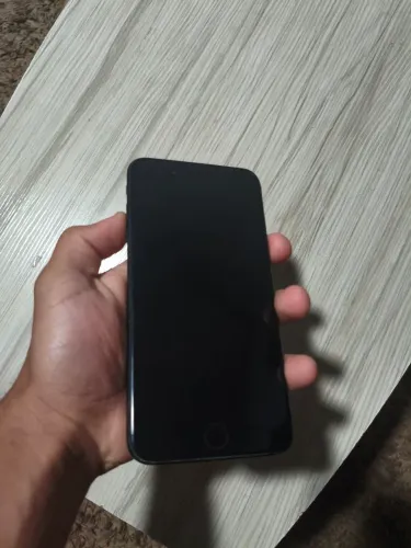 desapego! iphone 8 plus p/ peças (tela e bateria novas)