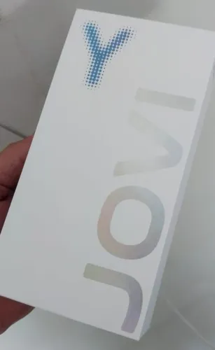 Celular jovi y21