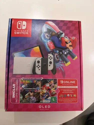 Vendo Nintendo Switch - em estado de zero