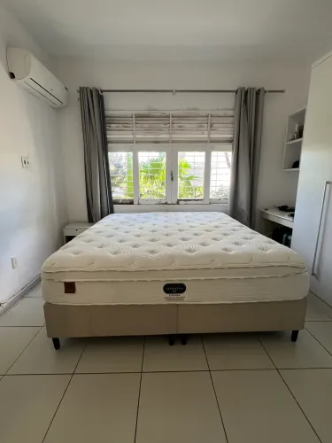 Cama Box King Simmons Beautyrest Chelsea Original - Excelente Estado