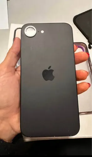 ? iPhone 16e 256GB Preto