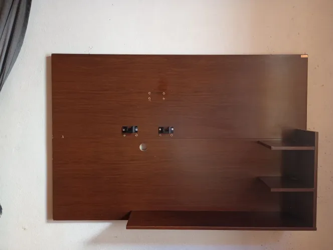 Painel tv enmadeirado