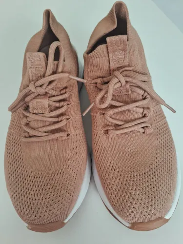 Tenis Ultra Conforto MODARE