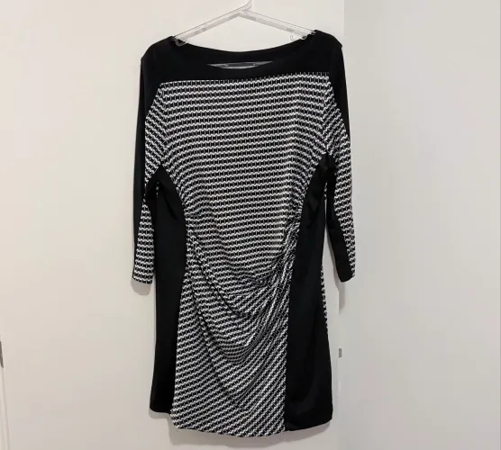 Vestido preto e branco GG