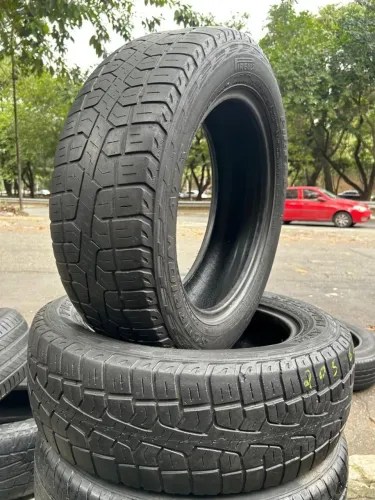Pneus 205/60/16 Pirelli scorpion Atr por 450$ os 2 instalados