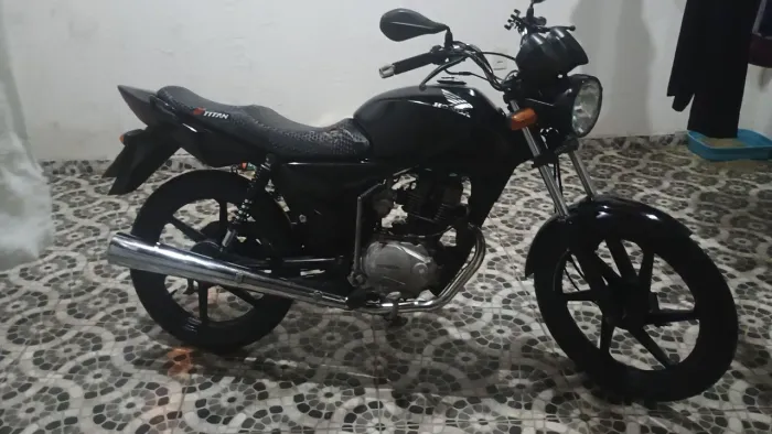 Honda Titan 150 ks