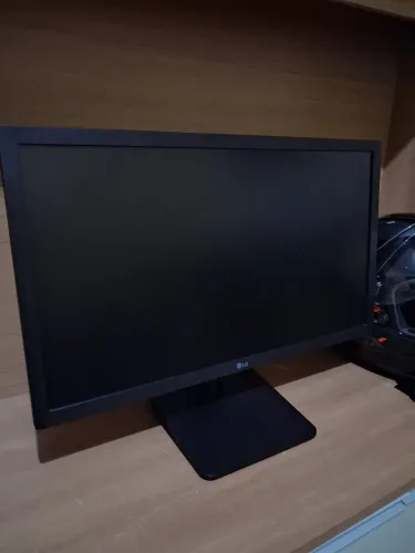 MONITOR LG Full HD 21,5" - Impecável