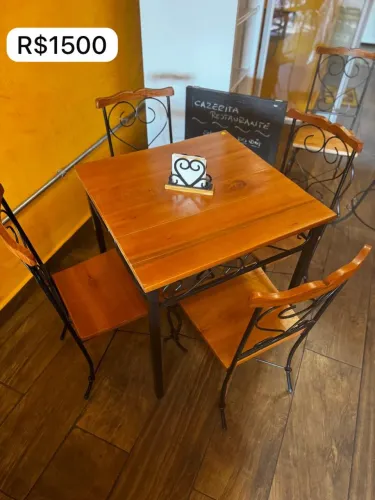 Mesa madeira maciça para bares e restaurantes