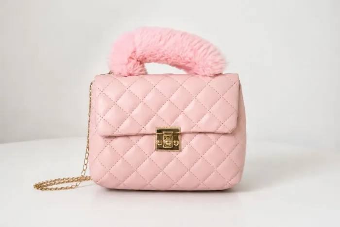 Bolsa Rosa Matelassê