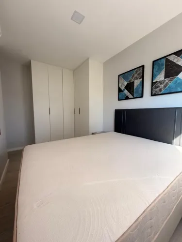 ESERVA INGLESA, LIVERPOOL, 2 QTO/ S 1 SUÍTE, MOBILIADO,