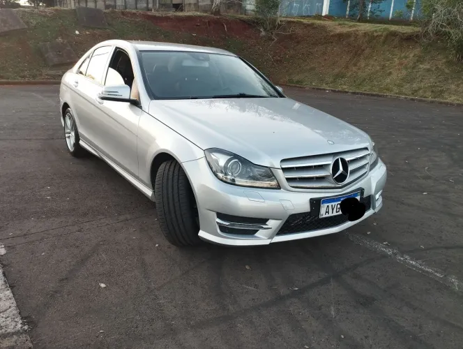 Mercedes-Benz C-200 CGI Avantgarde 1.8 16V 184cv Aut. 2014