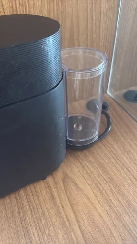 Cafeteira Nescafé vertuo 