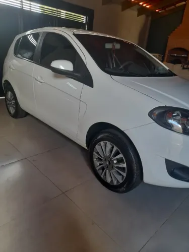 Fiat Palio Essence 1.6 Flex 16V 5P 2013
