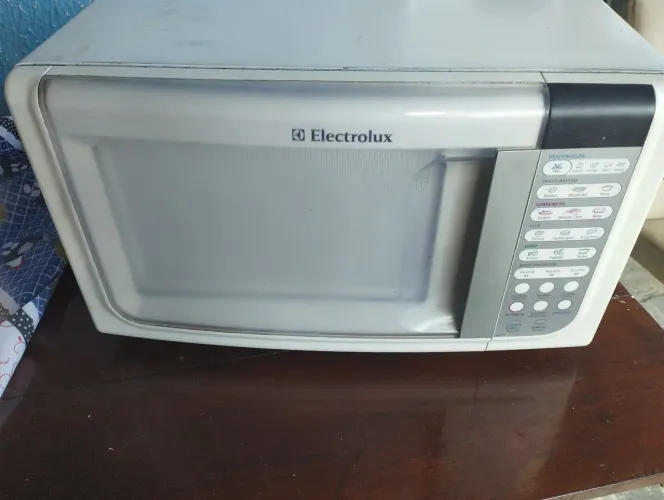Microondas 23 litros