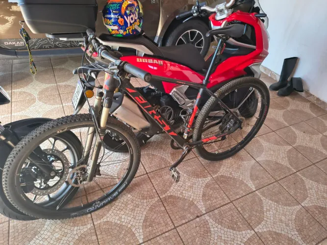 Bicicleta First