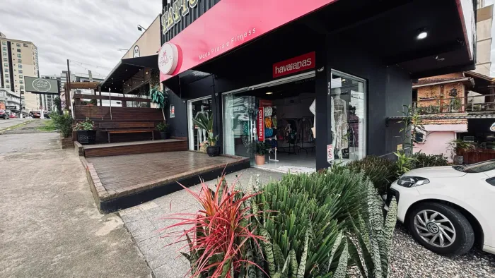 ? Loja Moda Praia Pronta no Centro de Balneário Piçarras ? É Entrar e Faturar!