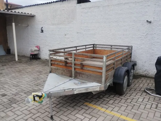 Vendo carretinha trucada