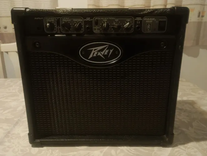 Peavey Rate 158 15W 220v