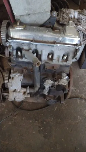 Vendo motor perfeito funcionamento