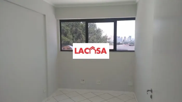 Sala comercial espaço Andromeda - Ac troca por Apto até R$220.000