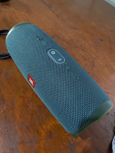 Caixa de Som JBL Charge 4 - Original, Ótimo Estado e Bateria Excelente