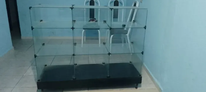 Prateleira de vidro