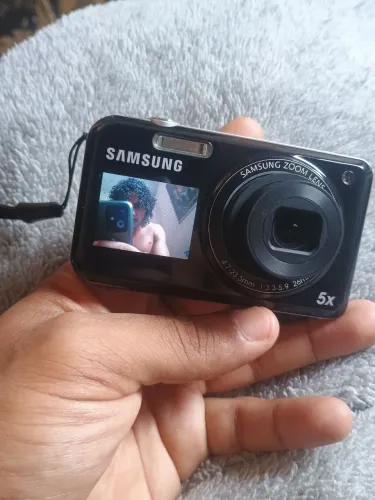 Câmera Samsung pl120
