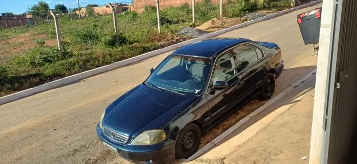 Honda Civic Sedan LX 1.6 16V Mec. 4P 2000