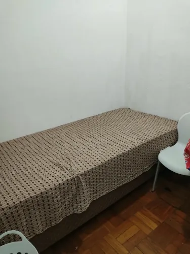 Cama box de solteiro com colchão