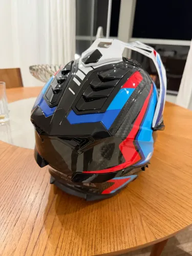 Capacete ls2 explorer