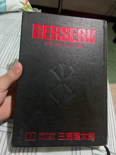Manga deluxe berserk