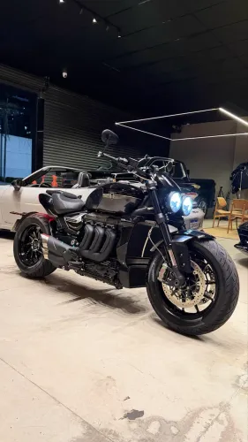 TRIUMPH ROCKET 3 STORM R 2025