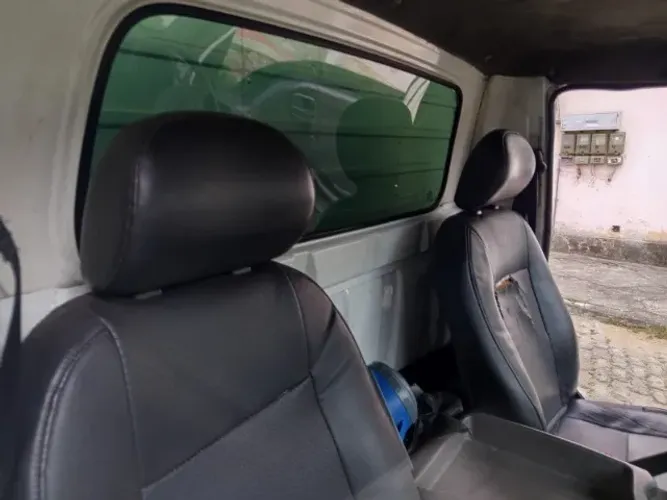 Kia Motors Bongo K-2500 2.5 4X2 TB Diesel 2010