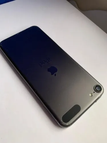 iPod Touch 6 - 16GB - No estado (Detalhe)